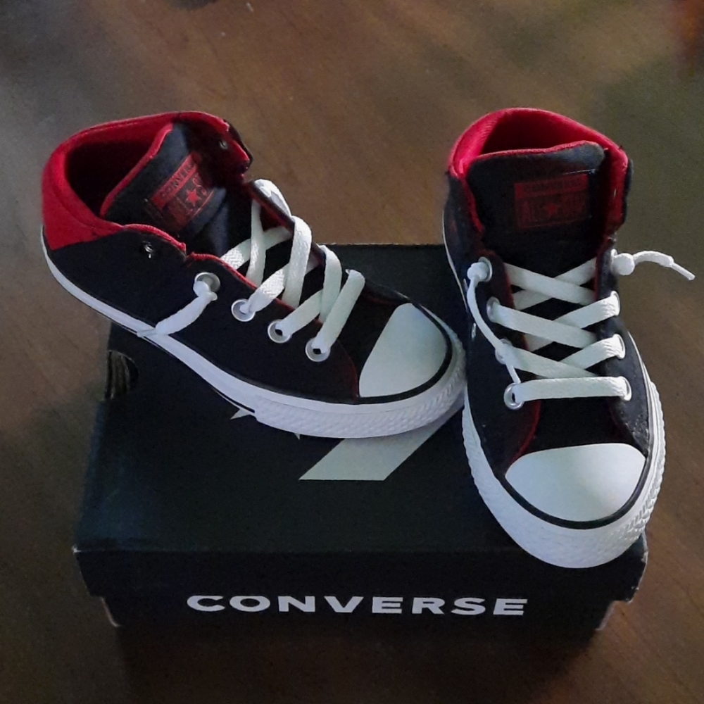 Tenis Converse de niño talla 13 us